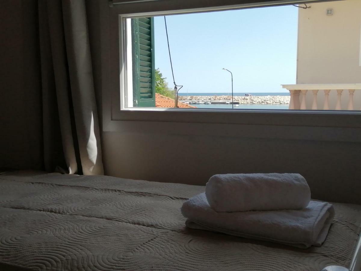 Mary&Nick Apartment Лименария Екстериор снимка